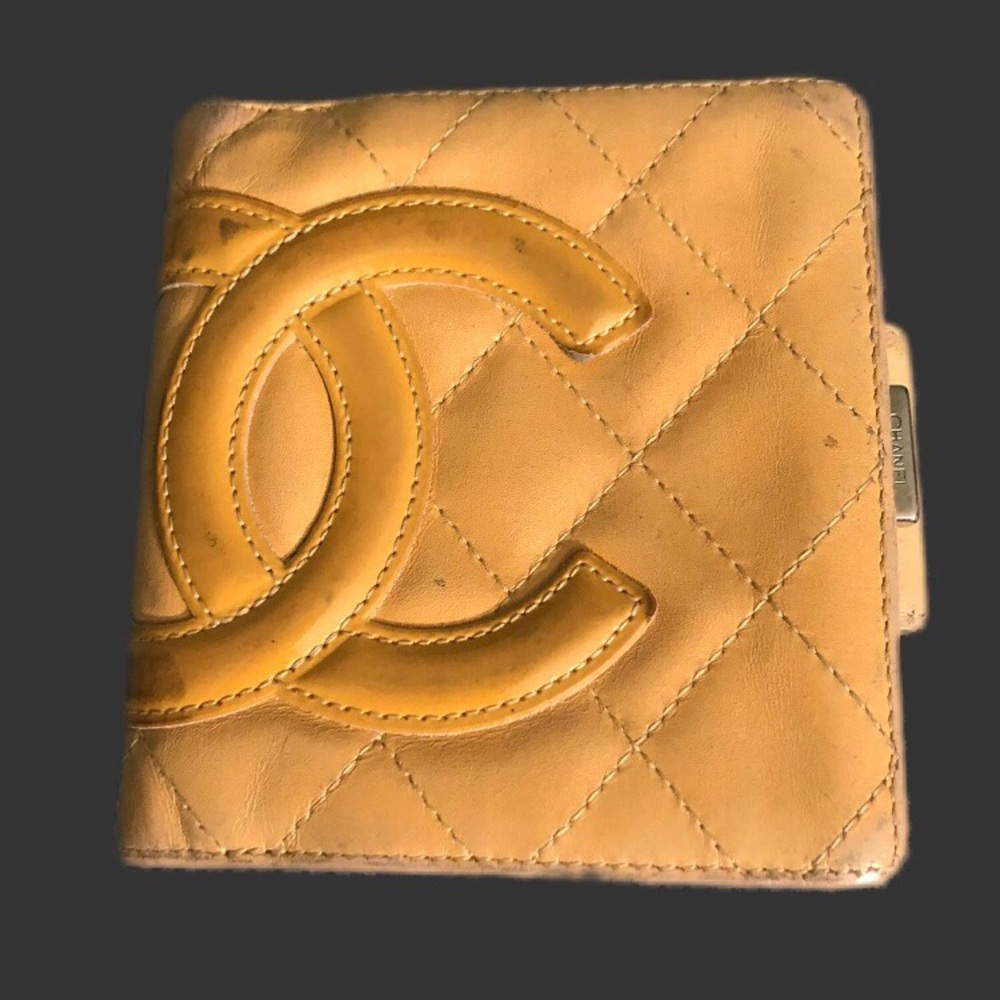 Chanel CC Quilted Leather Wallet. Orange and Tan